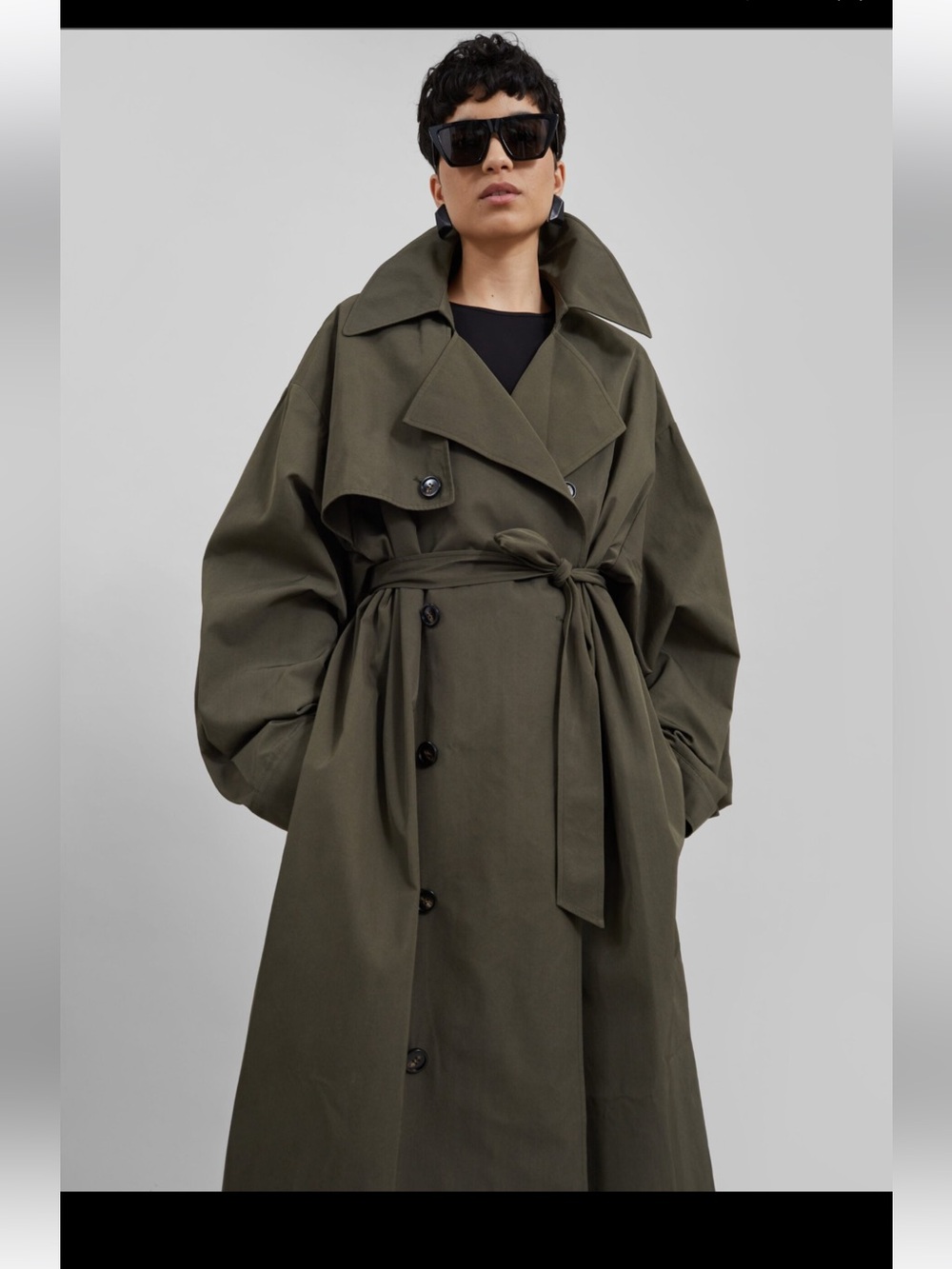 The Frankie Shop Mavis Oversized Trench in Khaki size XS/S - Picture 3 of 9
